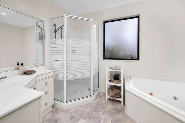 92 Hall Road Sawyers Bay_24