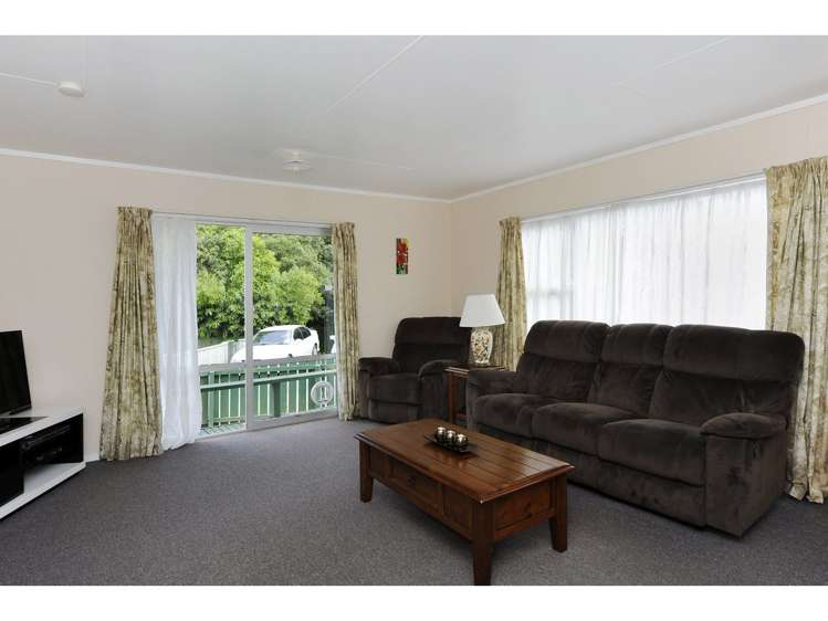 3/3 Anglia Street Wakatu_2