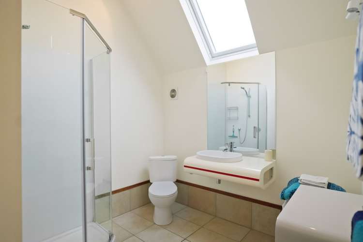 3 Lancaster Place Glenorchy_13