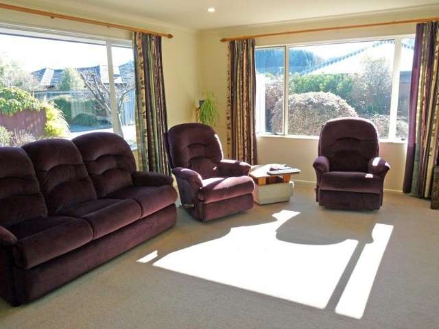 5 Mayer Crescent Wakefield_2