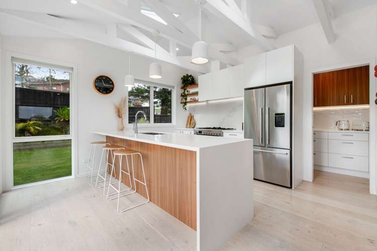 10 Pohutukawa Avenue Red Beach_2