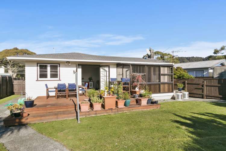 57 Parkway Wainuiomata_15