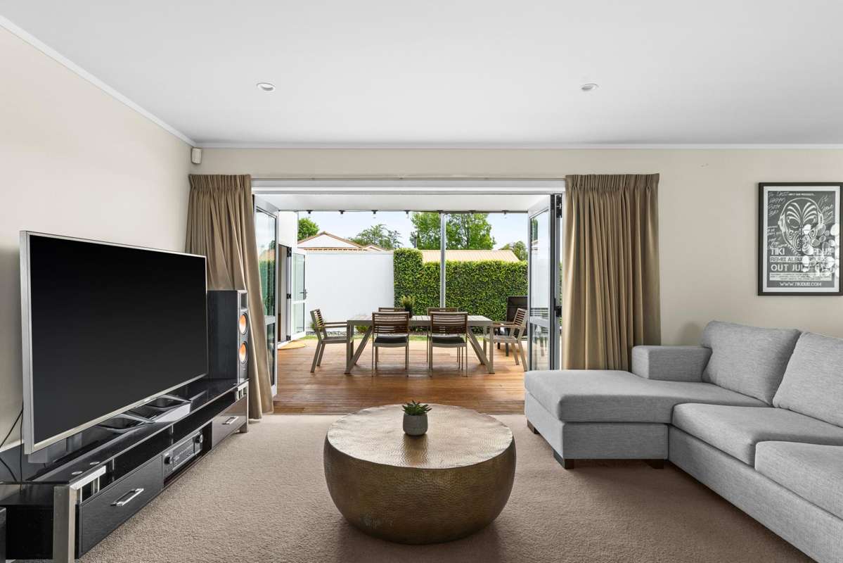 104 Karaitiana Street_2