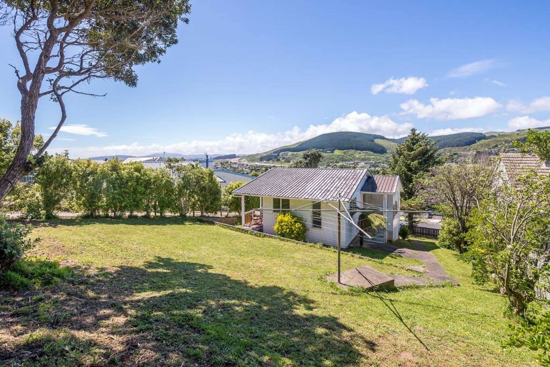 61 Davidson Crescent Tawa_0