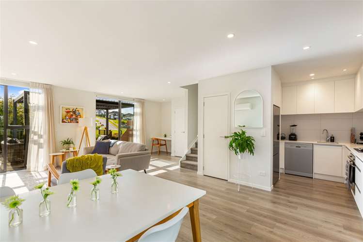 63 Bonair Crescent Silverdale_7