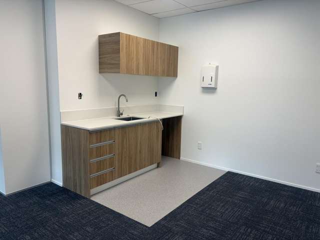 33 Apollo Drive, Rosedale Rosedale_1