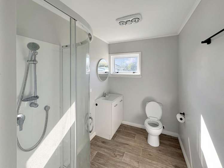 15 Pratt Avenue 1207_7