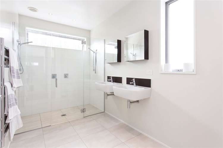 3 Taunton Green Papanui_12