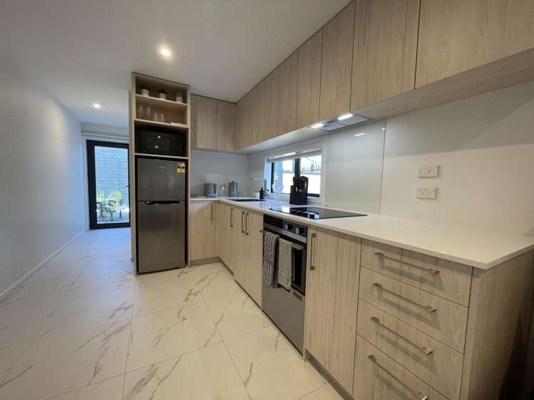 1/73 Ferry Road Christchurch Central_4