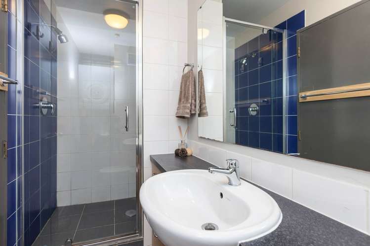 2/2 Atarangi Road Greenlane_7