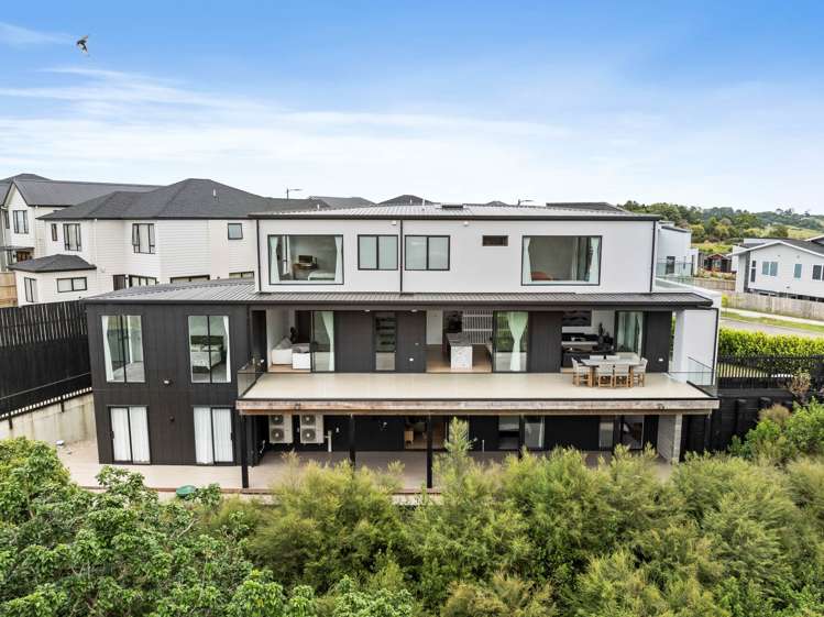 326 Flat Bush School Road Flat Bush_1