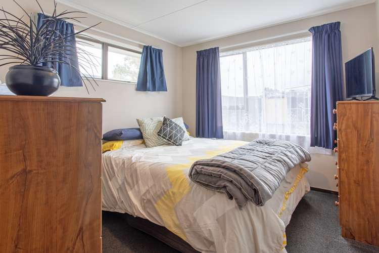 4 Stiles Avenue Waipukurau and Surrounds_12