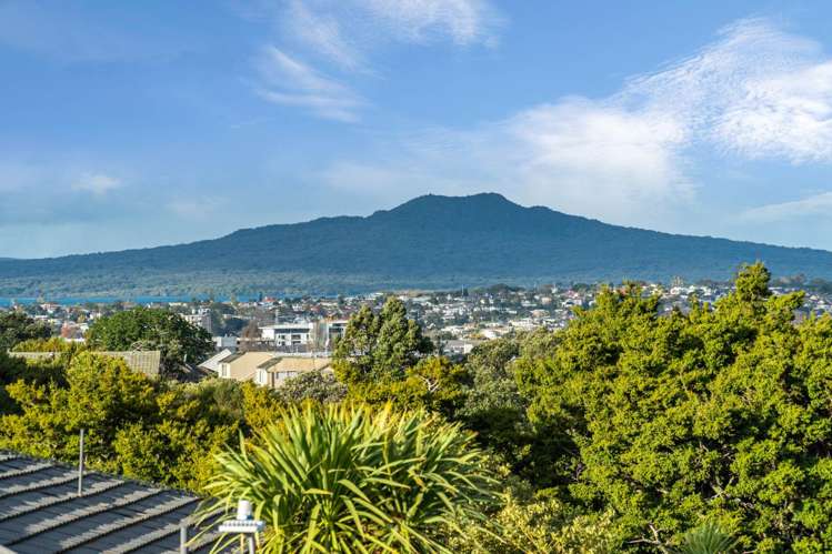 11 Lydia Avenue Northcote_15