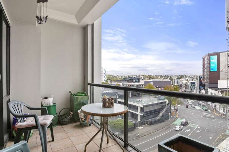 8E/117 Victoria St West City Centre_8