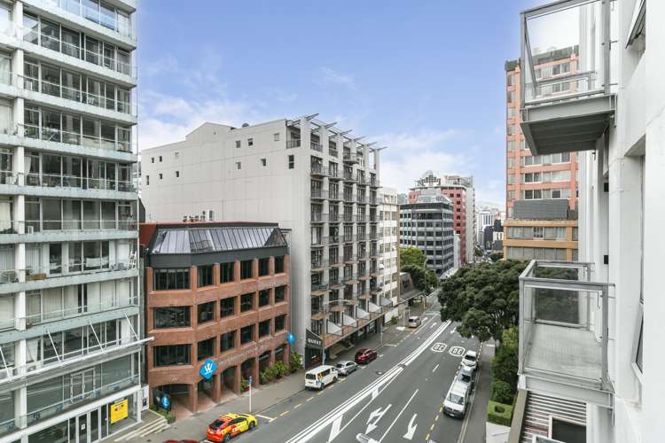 5b/163 The Terrace Wellington Central_9