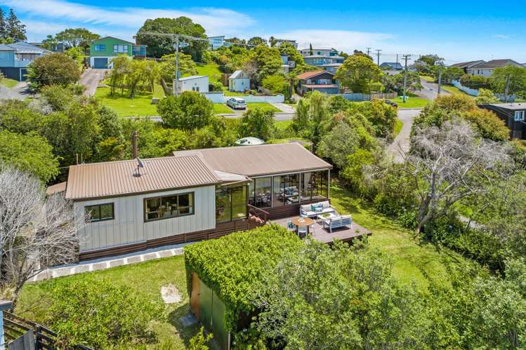 7 Kauri Road Stanmore Bay_15