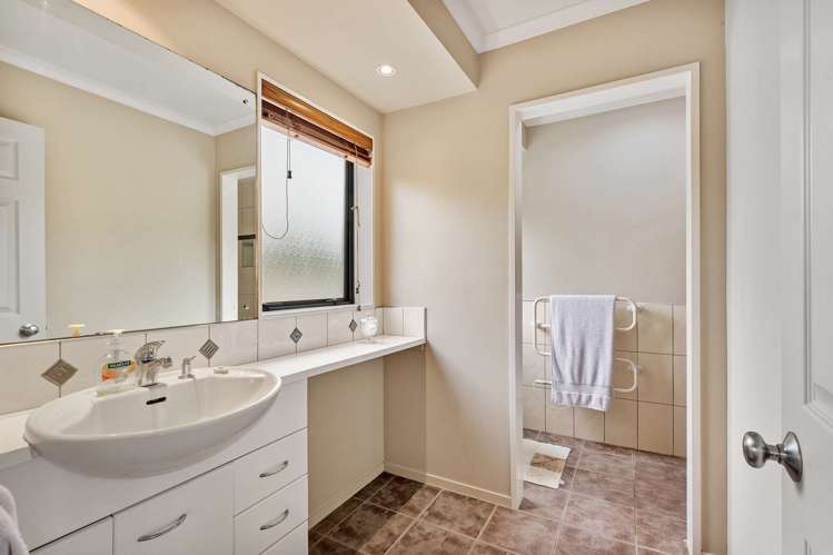 19 Bayview Drive Waiuku_11