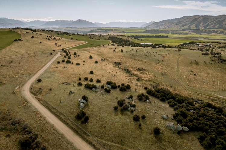 242 Pukerangi Drive Queensberry_19