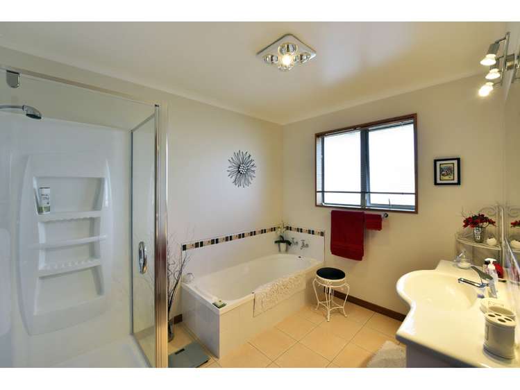 5 Romano Way The Wood_11