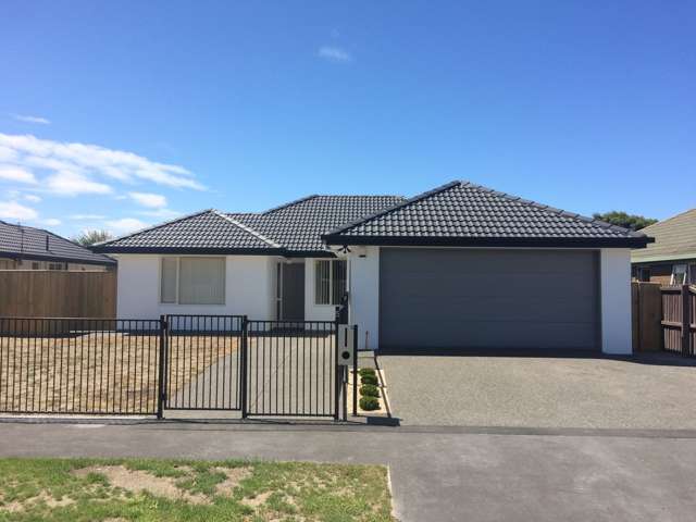 Lovely Modern Home in Aranui!
