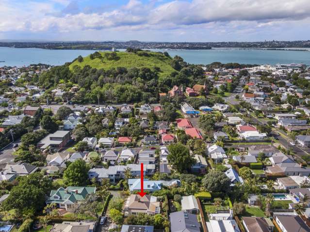 11 Mozeley Avenue Devonport_1