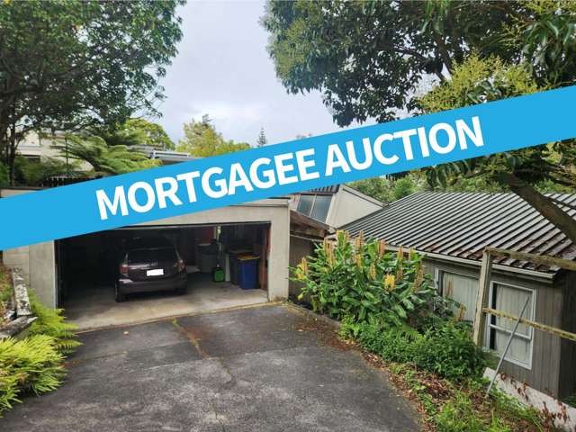 Mortgagee Auction - Titirangi with Potential