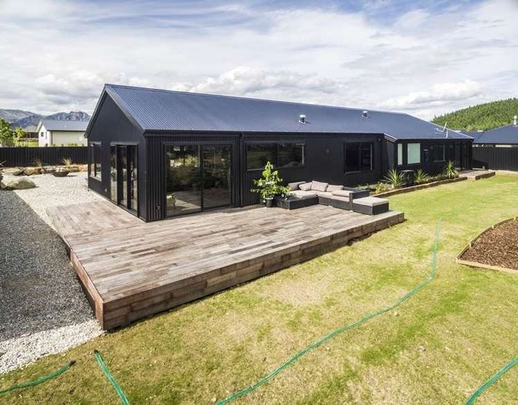 38 Minaret Ridge Wanaka_21