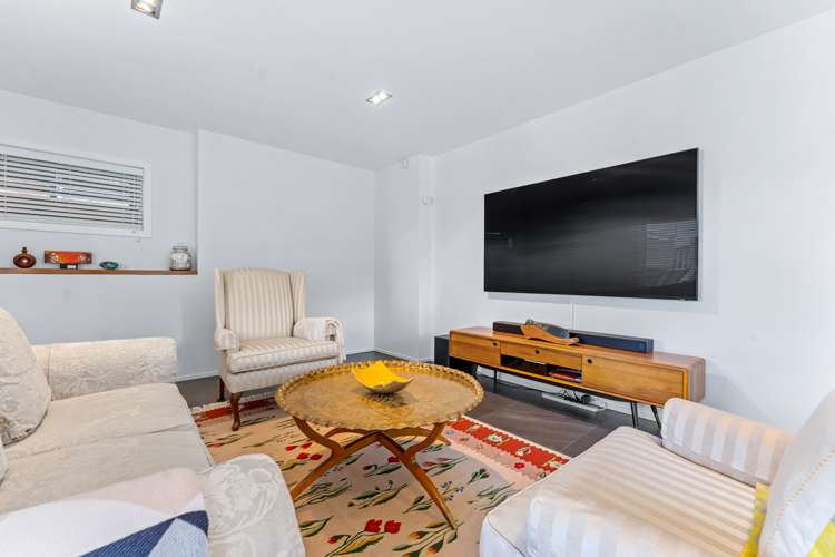 14 Waimana Avenue Northcote Point_11