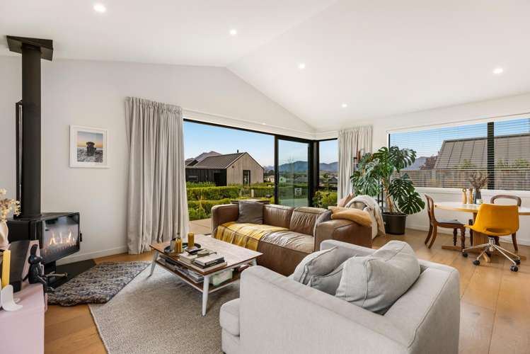 18 Robrosa Street Wanaka_7
