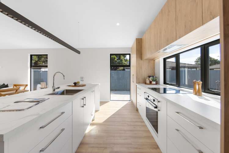 66A Neill Street Hornby_5