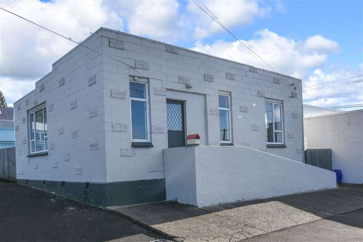 32 Riselaw Road Calton Hill_0