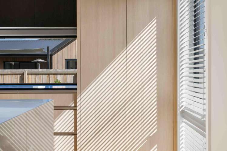 6 Moonstone Street Albert Town_7