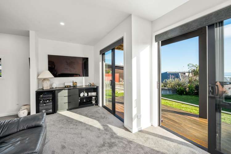 21 Coprosma Crescent Waipahihi_15