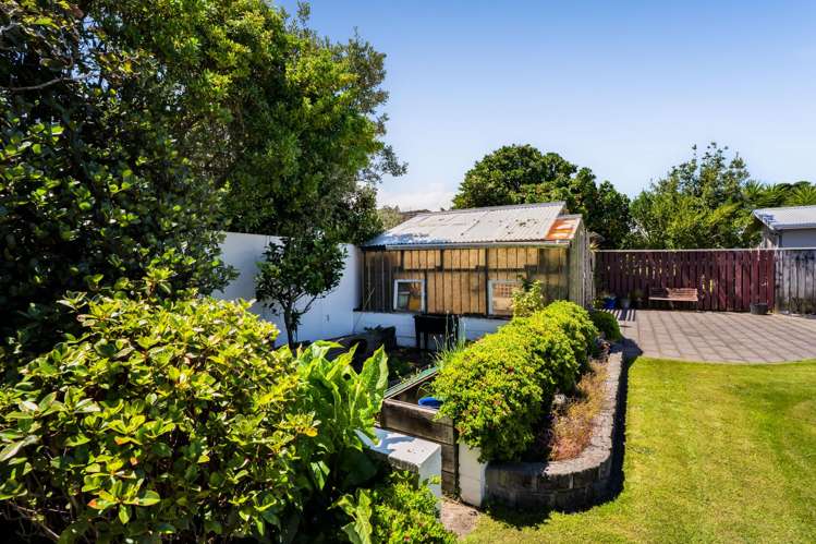 53 Domett Street Opunake_25