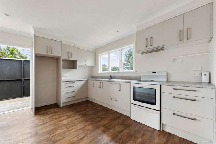 52 Beaubank Road Kelston_7