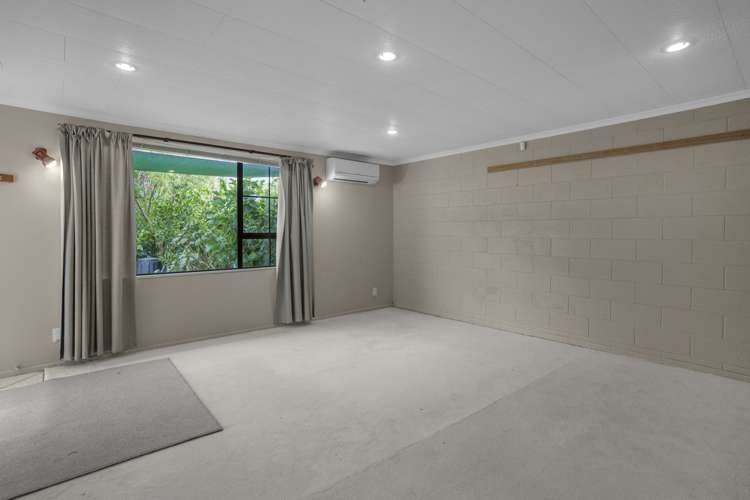 24 Glamis Avenue Strathmore Park_20