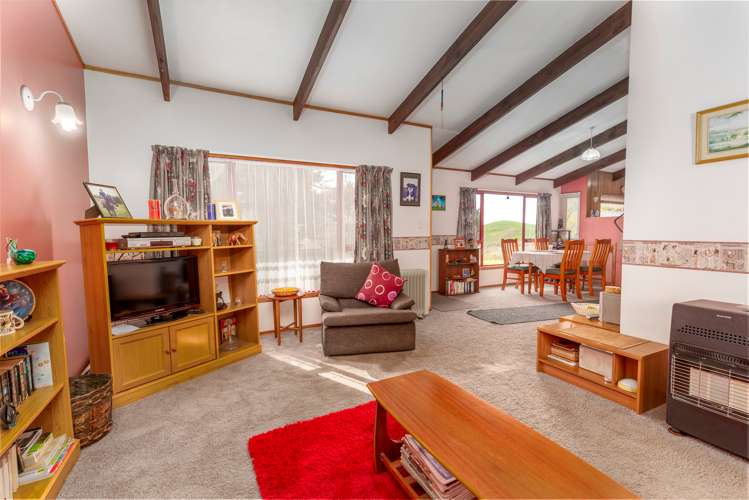 1083 Churchill Road Pukekawa_5