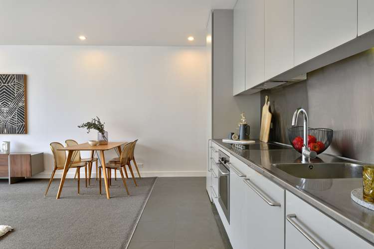 3a/12 Fisher-Point Drive Auckland Central_9