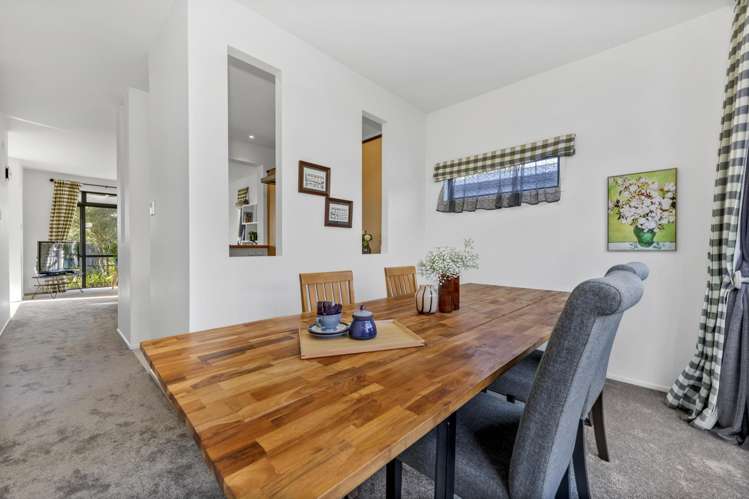 6/2 Armoy Drive East Tamaki_10