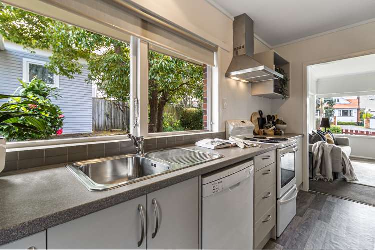 3/39 Lake Road Devonport_11