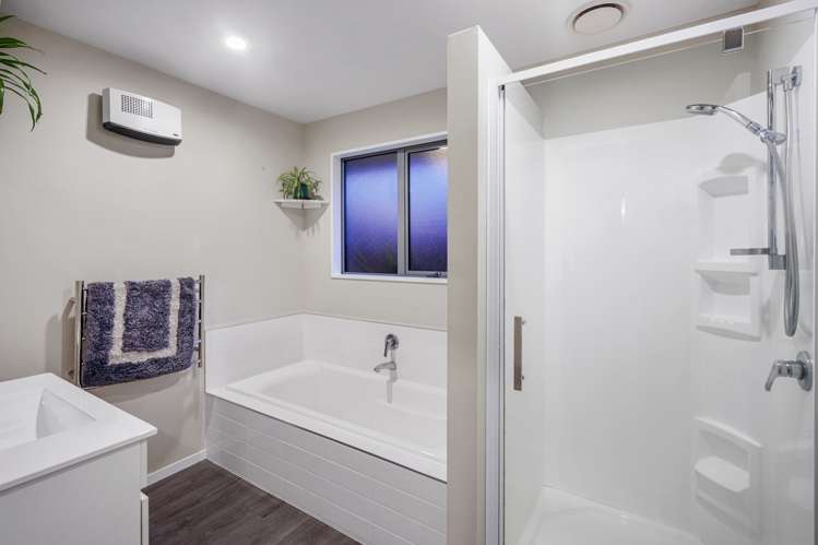 69 Inwoods Road Parklands_15