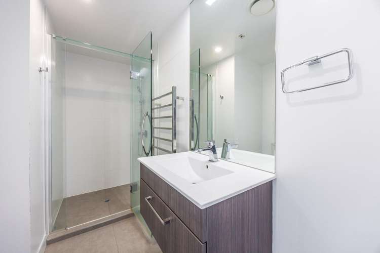 1014/147 Nelson Street Auckland_12