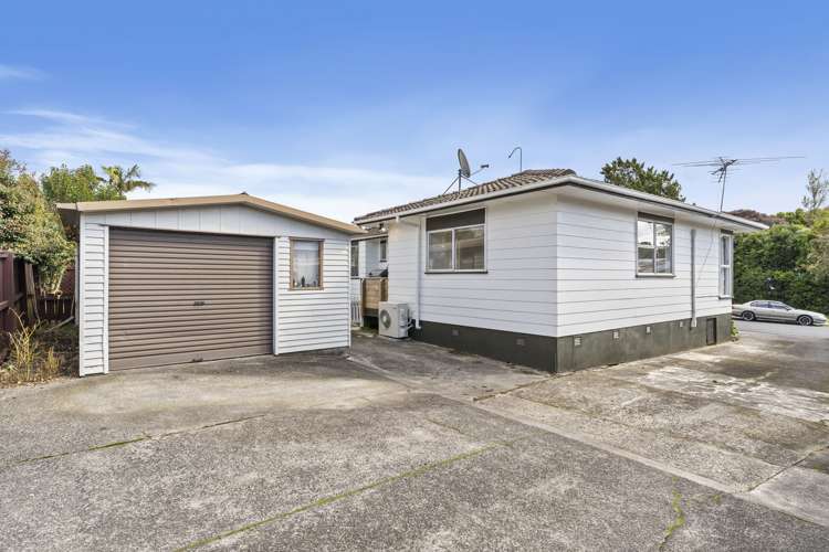 47 Thornlow Street Glendene_15