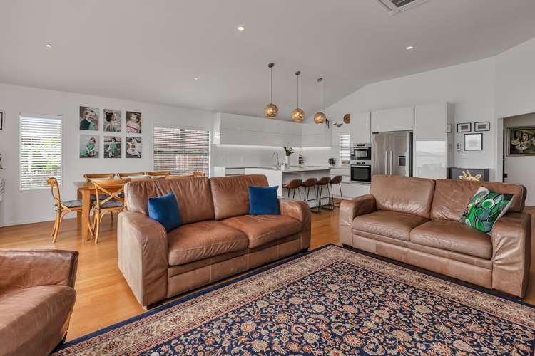 10 Attwood Street Tamaterau_26