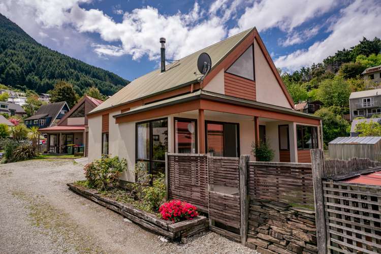 25c Williams Street Fernhill/Sunshine Bay_15