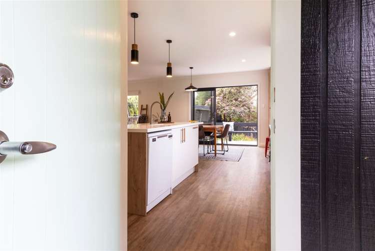 11a Dillons Point Road Islington_20