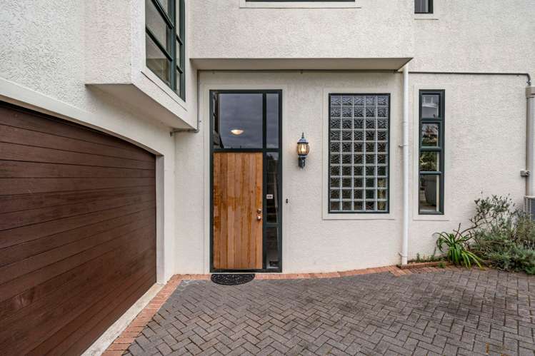 3/22 Rarangi Road_5