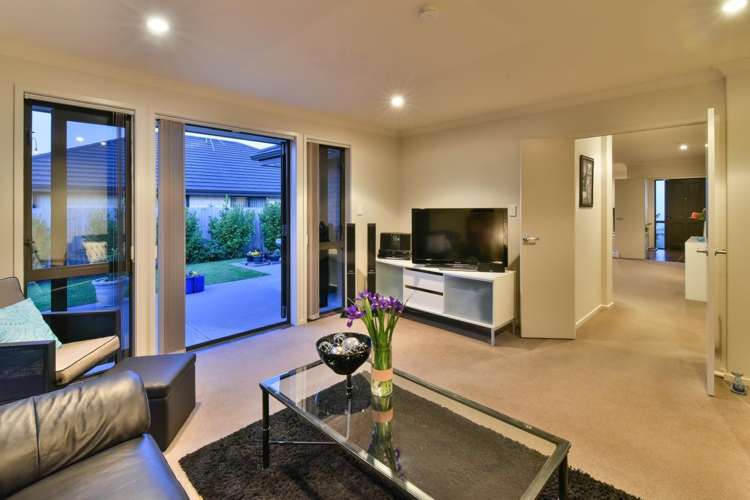 47 Sunningdale Street Wattle Downs_14