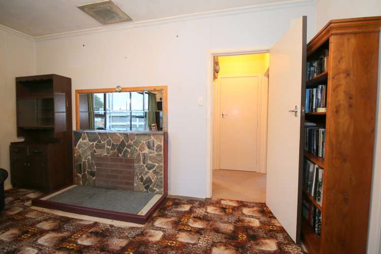 15 High Street Milton_10