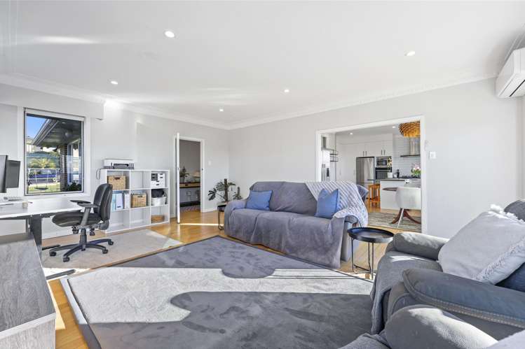 73 Bradbury Road Botany Downs_8
